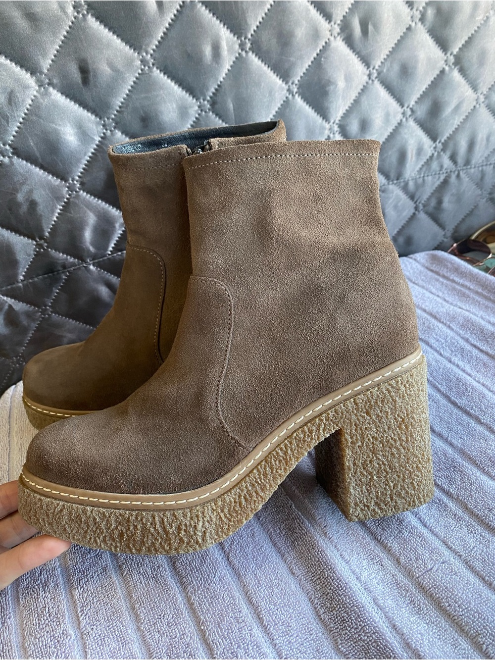 Artica Niseko Waterproof Suede Platform Ankle Boots - Taupe / Brown 39